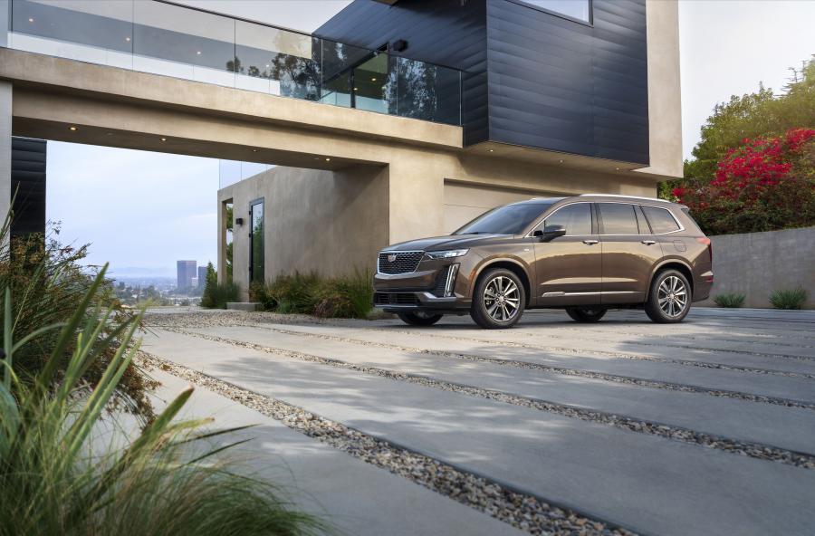  Cadillac XT6 Luxury 2019 года  (фото 1 из 39)